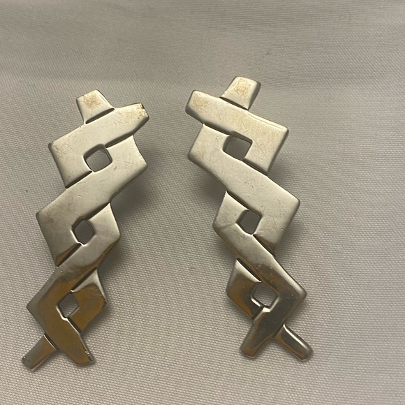 Artisan sterling crossed lightning post earrings - Picture 1 of 5